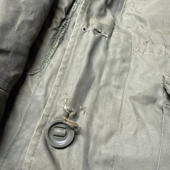 Vintage Military-Style Olive Green Down Jacket Pioneer Vancouver Canada XL Parka - Picture 8 of 10